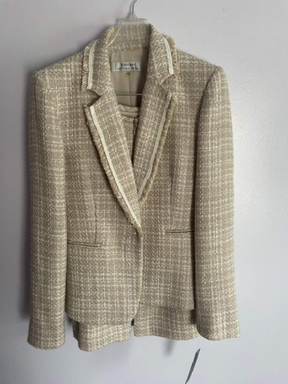 NWT-Tahari, 2-piece skirt suit, Size 4